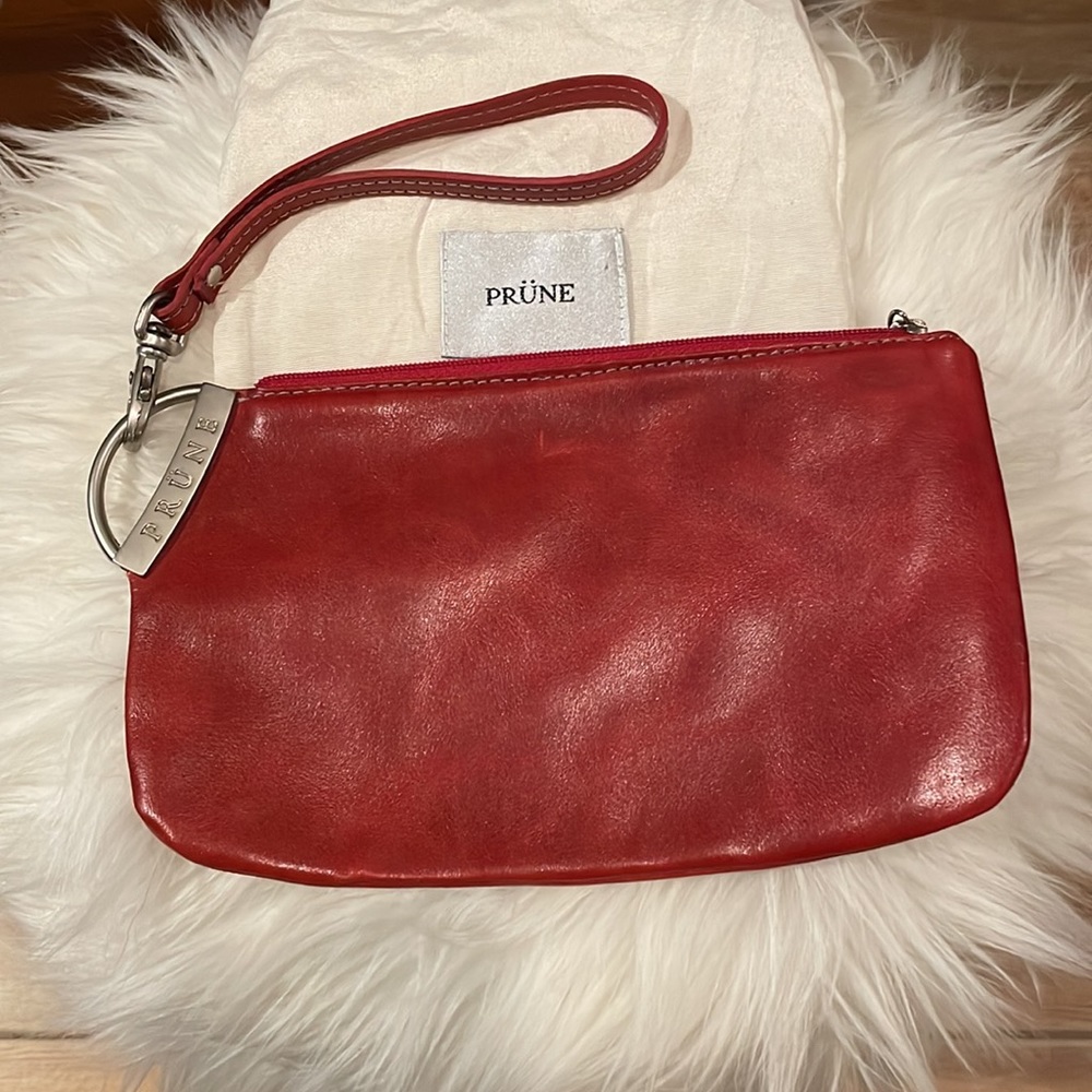 Prune Argentina Wristlet